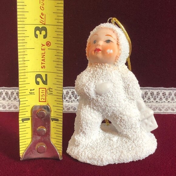 Vintage Christmas Ornament Snowbaby Snow Scene Covered Feet Lantern Figurine - Picture 3 of 9